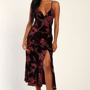 Lulu’s Divine Allure Burgundy Floral Burnout Velvet Midi Dress
